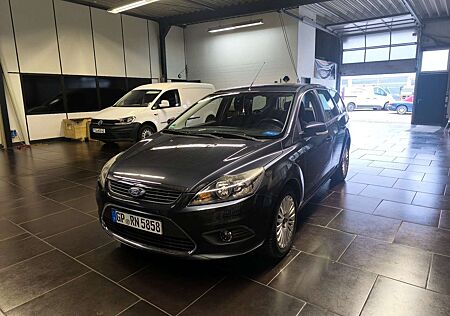Ford Focus Turnier 1.8 Titanium