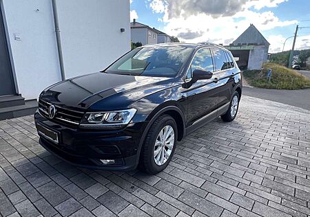 VW Tiguan Volkswagen 2.0 TDI SCR DSG Comfortline Comfortline