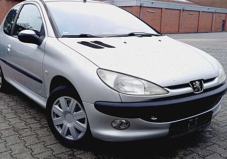 Peugeot 206 /TÜV NEU