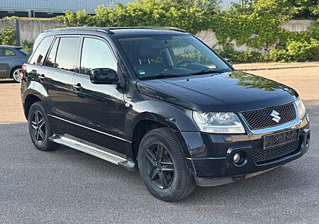 Suzuki Grand Vitara 1.9 DDIS Comfort 4x4 Klima AHK SHZ