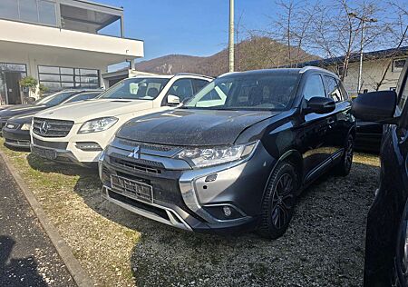 Mitsubishi Outlander Edition 100+ 4WD