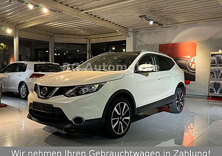 Nissan Qashqai Tekna 4x4 *Panorama*Xenon*360°Kamera*