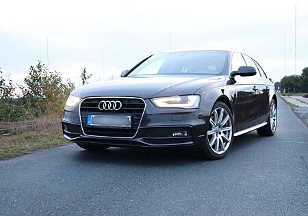 Audi A4 S line Sportpaket / plus