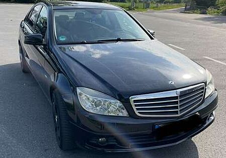 Mercedes-Benz C 180 Kompressor Automatik BlueEFFICIENCY