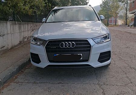 Audi Q3 2.0 TDI quattro S tronic sport