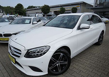 Mercedes-Benz C 220 d T d 4Matic *1.HAND *AHK *LED *GARANTIE
