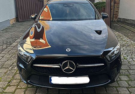 Mercedes-Benz A 180 7G-DCT Progressive