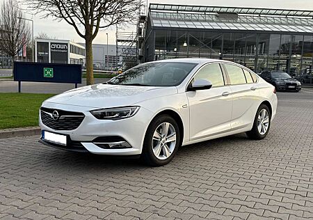 Opel Insignia Limousine -Top-Ausstattung, unfallfrei, 43.000 km!