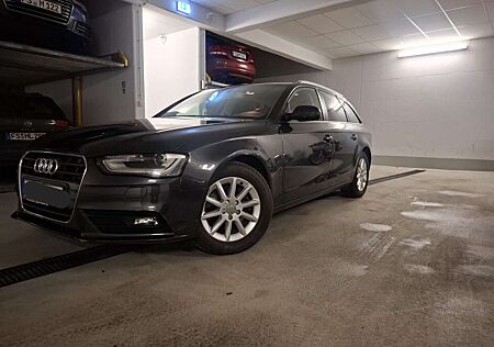 Audi A4 Avant 2.0 TDI DPF clean diesel multitronic Ambient