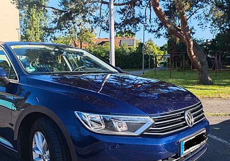 VW Passat Volkswagen 2.0 TDI SCR DSG Comfortline