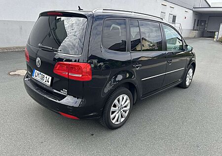 VW Touran Volkswagen Highline DSG-