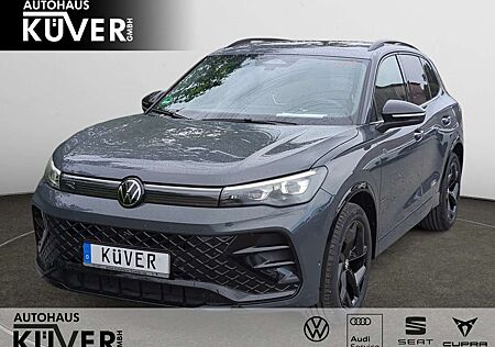 VW Tiguan Volkswagen R-Line 2,0 TDI DSG Navi+Pano+AHK+IQ+ACC