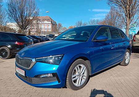 Skoda Scala Style PanoDach LED Klima Sitzheizung