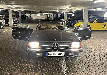 Mercedes-Benz SL 560