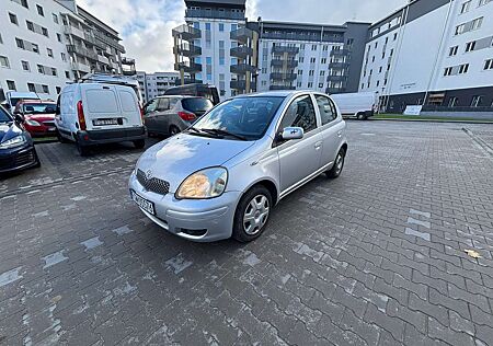 Toyota Yaris 1.3 Sol AC