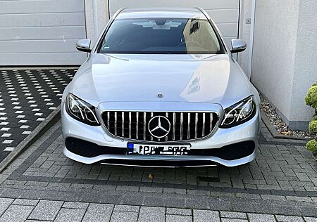 Mercedes-Benz E 200 d (213.213)