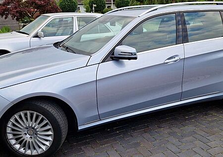 Mercedes-Benz E 250 CDI BlueEfficiency (212.203)