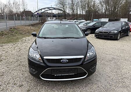 Ford Focus 1.6 Zahnriemen+Servic+Tuv neue
