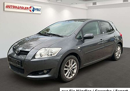 Toyota Auris 1.6 Team
