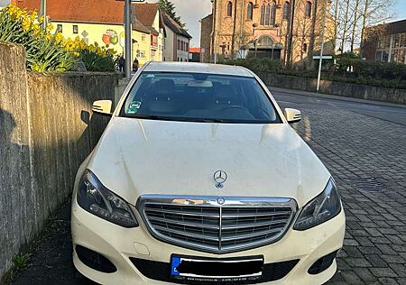 Mercedes-Benz E 200 BlueTEC 7G-TRONIC Avantgarde