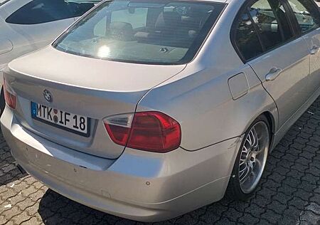 BMW 320d 320 DPF Aut.