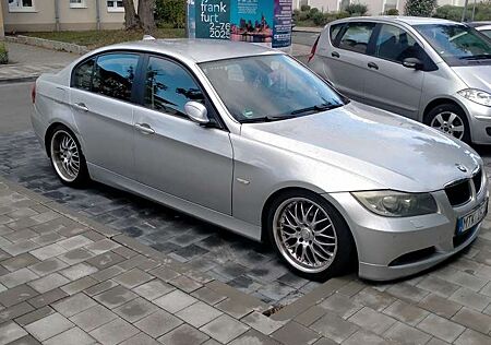 BMW 320d 320 DPF Aut.