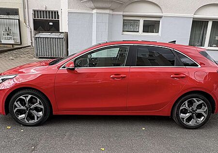 Kia Cee'd Ceed / Ceed 1.4 T-GDI DCT OPF Spirit