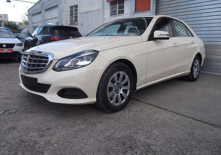 Mercedes-Benz E 200 Lim. BlueTec Automatik, Navi, Leder