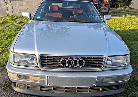 Audi Cabriolet 2.6 (E)