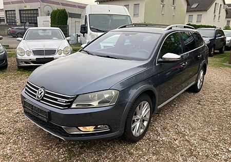 VW Passat Alltrack Volkswagen Basis