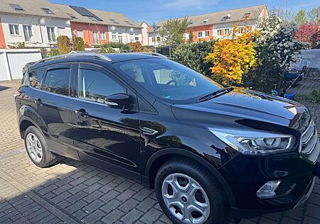 Ford Kuga 1.5 EcoBoost 2x4 Black