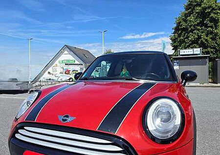 Mini Cooper 3-TÜRER Aut.