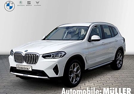 BMW X3 20 d Park-Assistent AHK-klappbar Navi Leder Digita