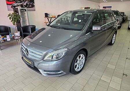 Mercedes-Benz B 180 B -Klasse CDI / d Sitzheizung Navi Pdc´s
