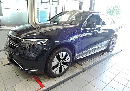 Mercedes-Benz EQC 400 4M AMG Line AMG/21"/Multibeam/360°K/AHK