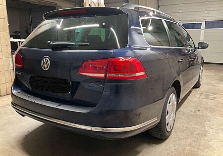 VW Passat Volkswagen +2.0+Blue+TDI+DSG+SCR+Comfortline