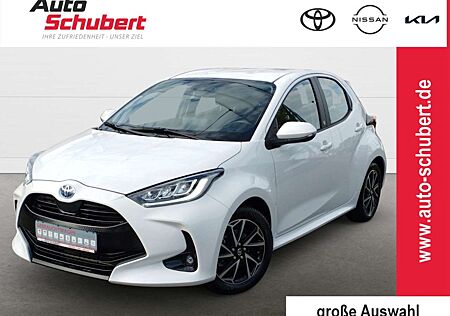 Toyota Yaris Team Deutschland Hybrid+Allwetter+Kamera+LM+