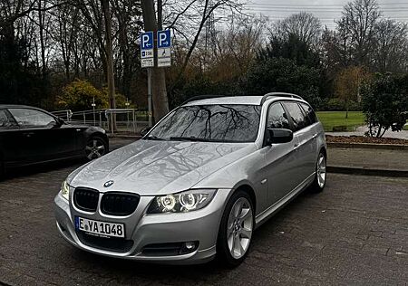 BMW 320d 320 DPF Touring Aut.