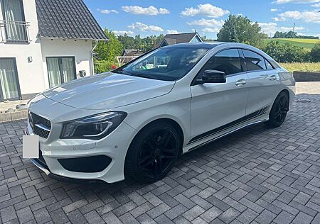 Mercedes-Benz CLA 220 CDI / d (117.303), AMG Line - Night Paket