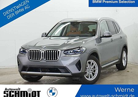 BMW X3 xDrive20i / NP= 71.039,- / Pano / HeadUp /