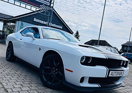 Dodge Challenger *LEDER*ALPINE*KAMERA*