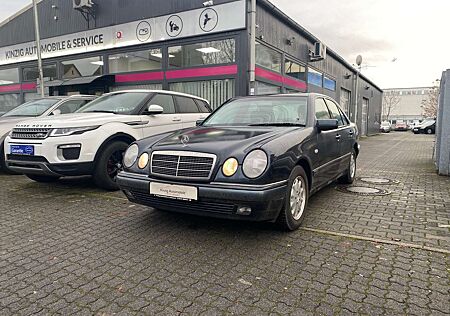 Mercedes-Benz E 240 E-Klasse Elegance