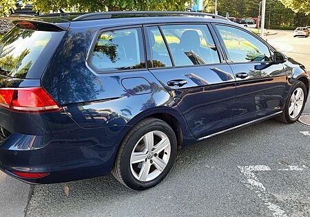 VW Golf Variant Volkswagen 2.0 TDI BlueMotion Technology DSG Comfortline