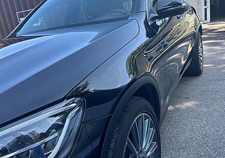Mercedes-Benz GLC 220 d 4Matic 9G-TRONIC