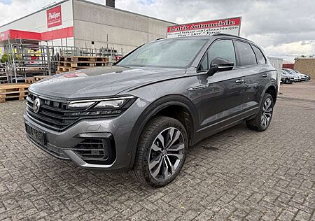 VW Touareg Volkswagen R-Line 4Motion,Navi,kamera,Euro6,voll