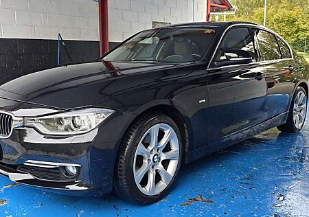 BMW 320d 320 Aut. Luxury Line