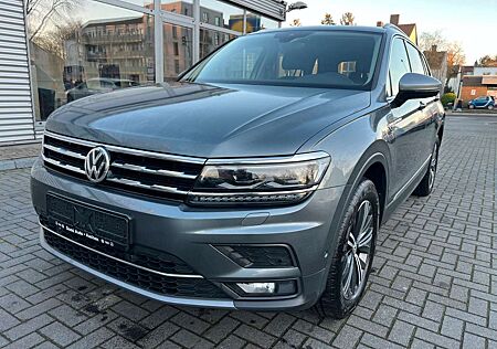 VW Tiguan Allspace Volkswagen Highline 4Motion/7 Sitzer/Pano