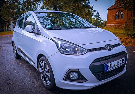 Hyundai i10 FIFA World Coup Edition
