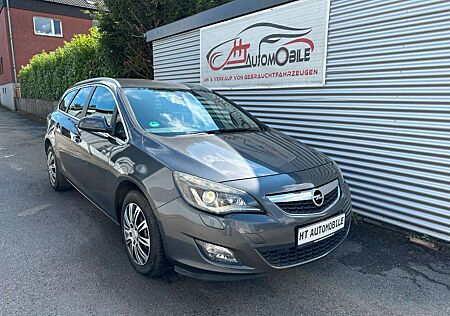 Opel Astra 1.7CDTIXENON/NAVI/TEILL/SHZ/AHK/KLIMA/1.HND