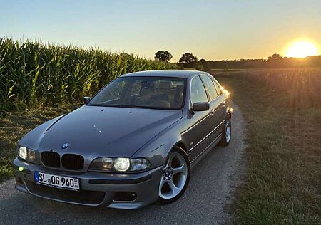 BMW 528i 528